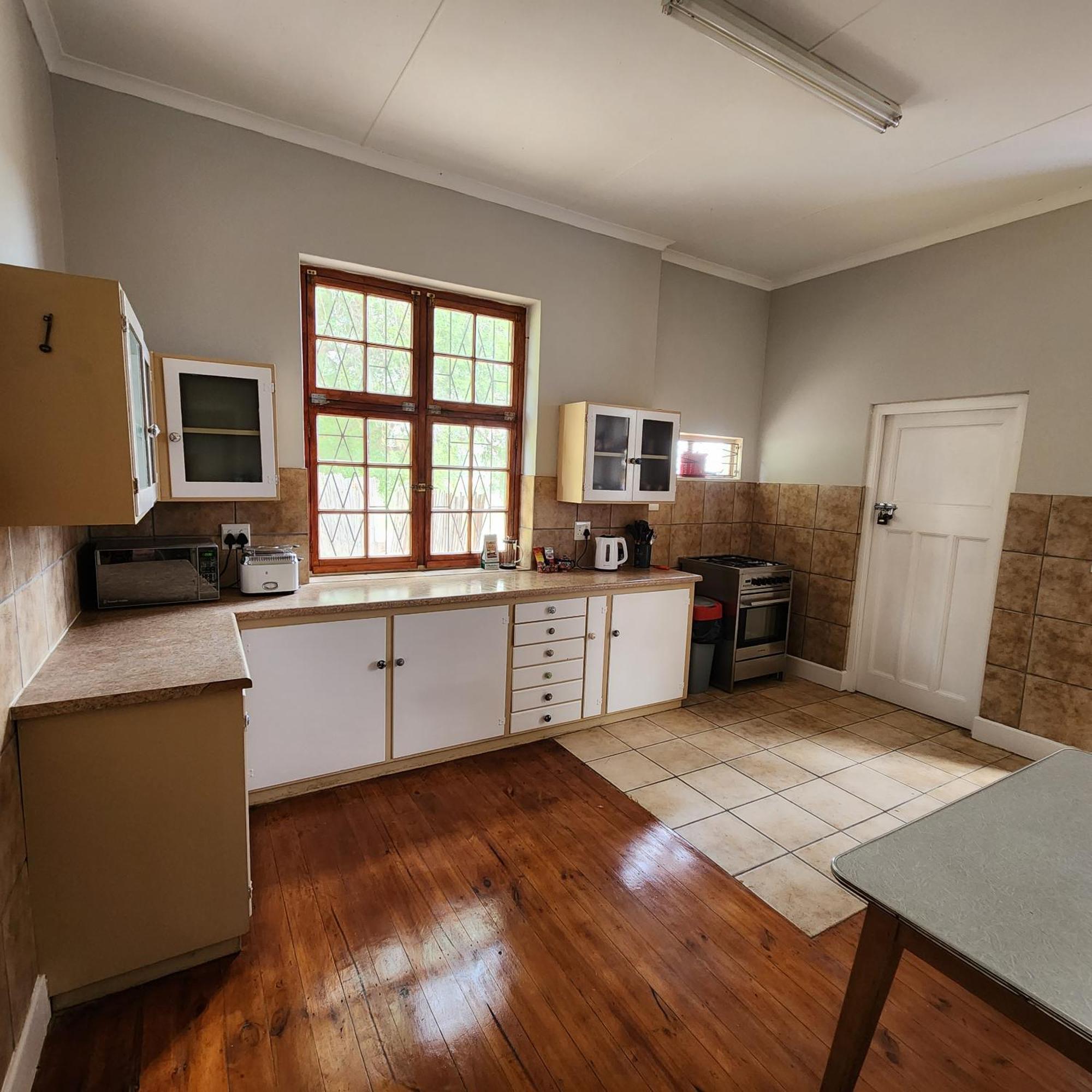 Karoo Leeu Self Catering Villa Oudtshoorn Exterior photo